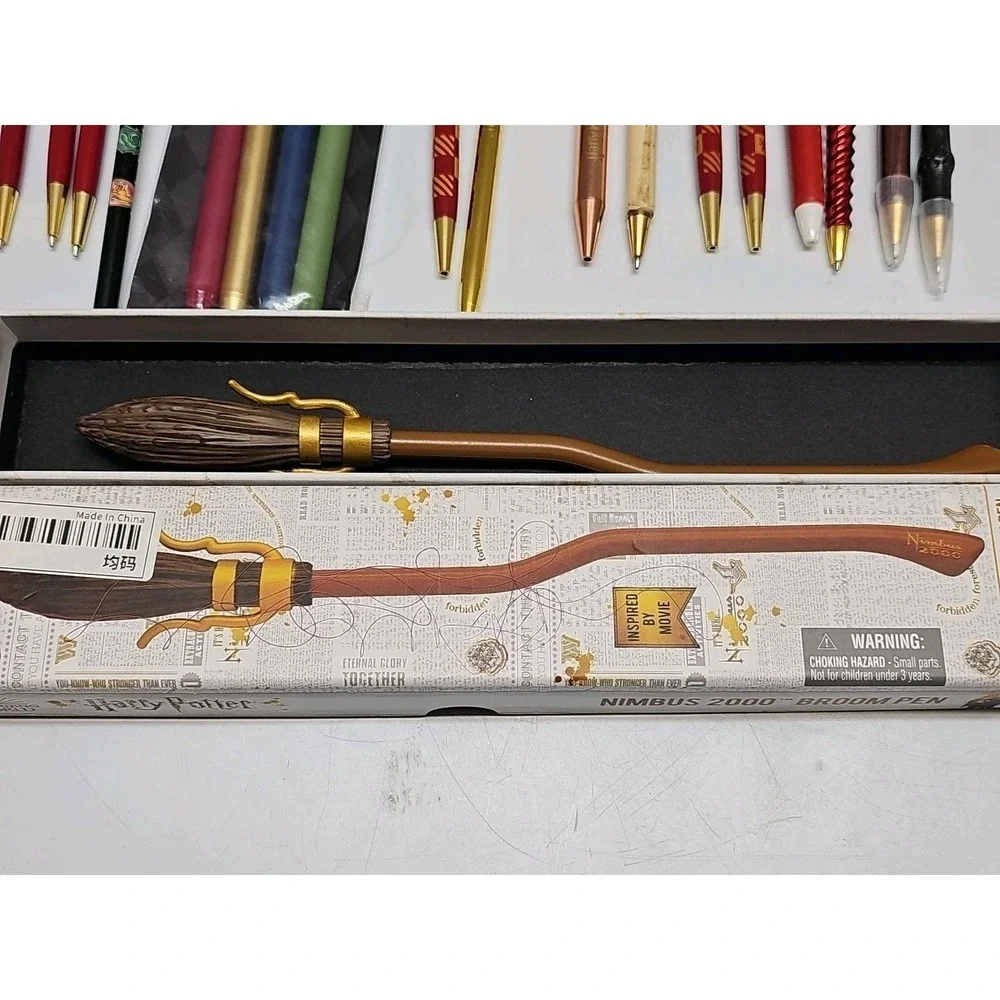 Lot of 19HARRY POTTER Pens/Pencils Wizarding World, Noble, Wands